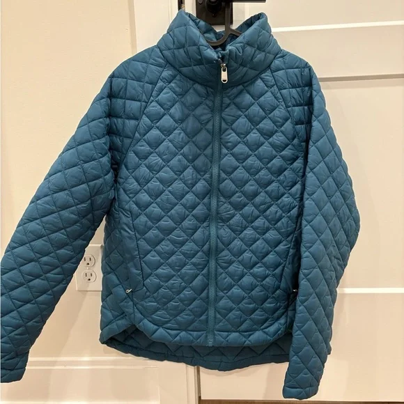 Athleta Whisper Featherless Puffer Quilted Full Zip - Picture 2 of 9